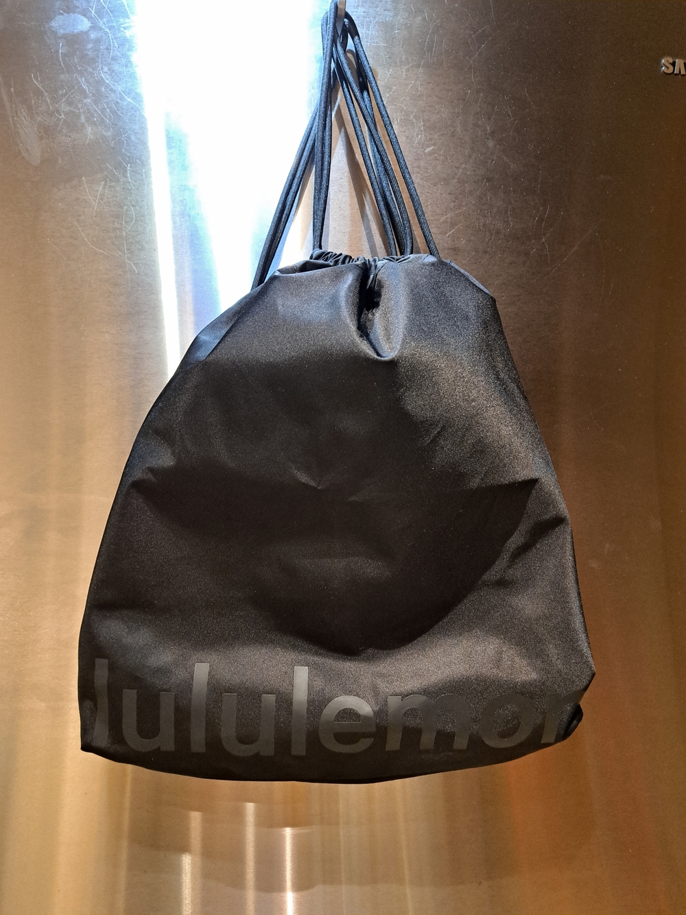 lululemon athletica Black Inner Care Label Detail